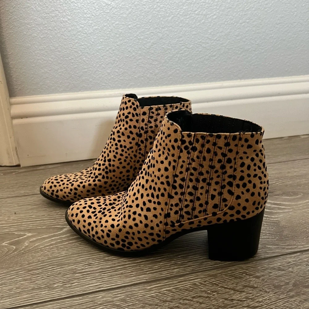 Booties - Picture 3 of 3